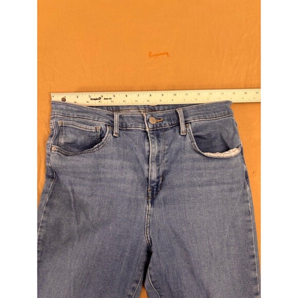 Levi's 724 High Rise Straight Jeans Women's Size 30 Blue Denim - Picture 3 of 10